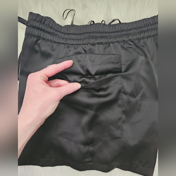 Zara Black Silky Drawstring Shorts - Picture 4 of 9